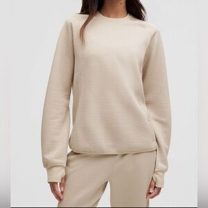LULULEMON NWT Waffle-Knit Crewneck Long-Sleeve Shirt

Colour Mojave Tan/Bone